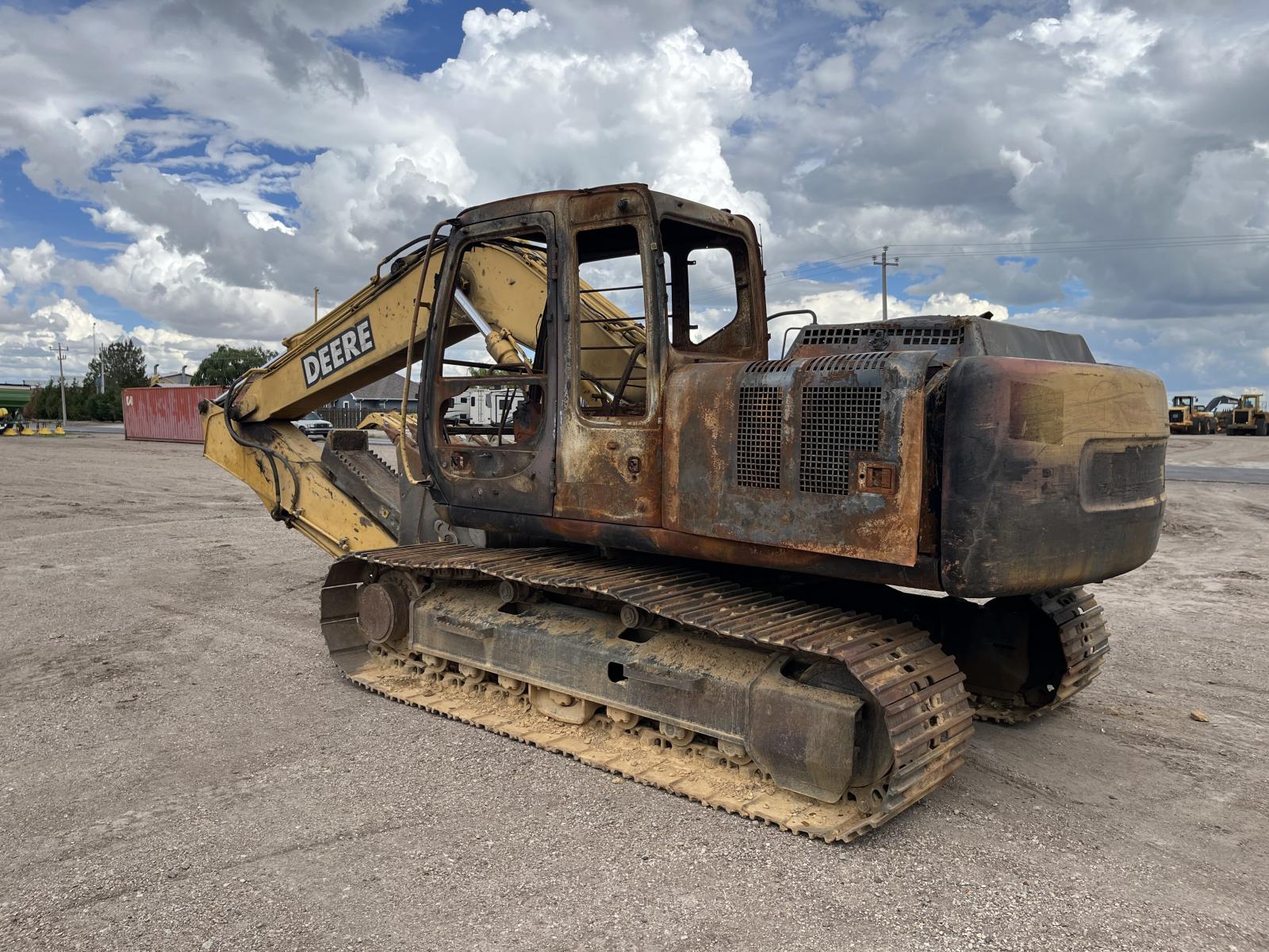 ./imagenes/INVOICE/2019/18268/JOHN DEERE 160 LC (14).JPG